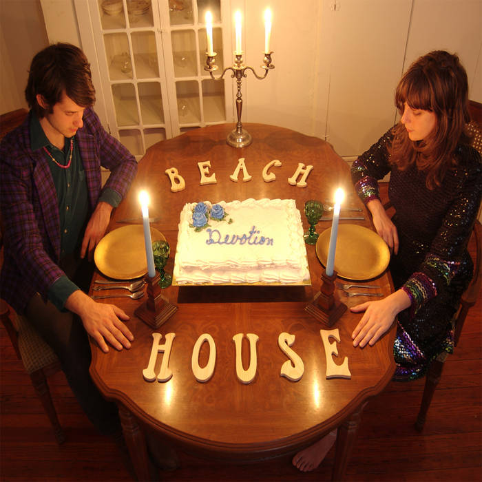 BEACH HOUSE - DEVOTION VINYL RE-ISSUE (2LP GATEFOLD)